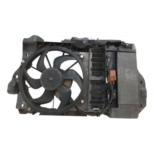 Defletor Eletroventilador Alma Parachoque Farol Esquerdo C5