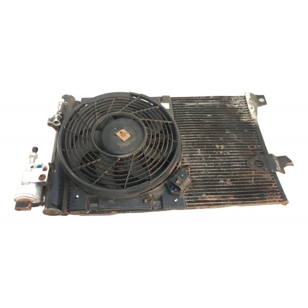 Condensador Ar Condicionado Ventoinha Gm Zafira 2003 A 2011