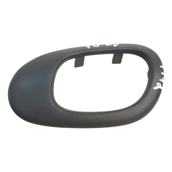 Moldura Maçaneta Interna Peugeot Direita 206 207 2004 A 2010 Preto Dianteira/traseira
