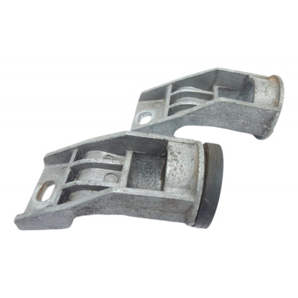 Par Suporte Travessa Coxim Radiador Celta Prisma 2001 A 2005