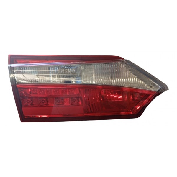 Lanterna Tampa Traseira L. E. Toyota Corolla 2014 2015 A 19